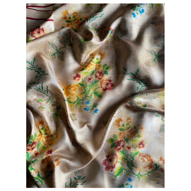 chal-seda-borghiavalencia-135x135cm-artesania-valenciana-pañuelo-seda-mujer-orilla-hecha-a-mano-espolin-antiguo-sxviii-beatriz-detalle